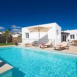 Beautiful Ambar Villa Puerto del Carmen (Lanzarote)