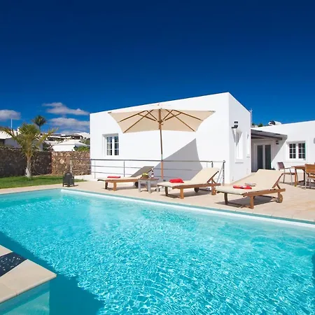 Beautiful Ambar Villa Puerto del Carmen (Lanzarote)